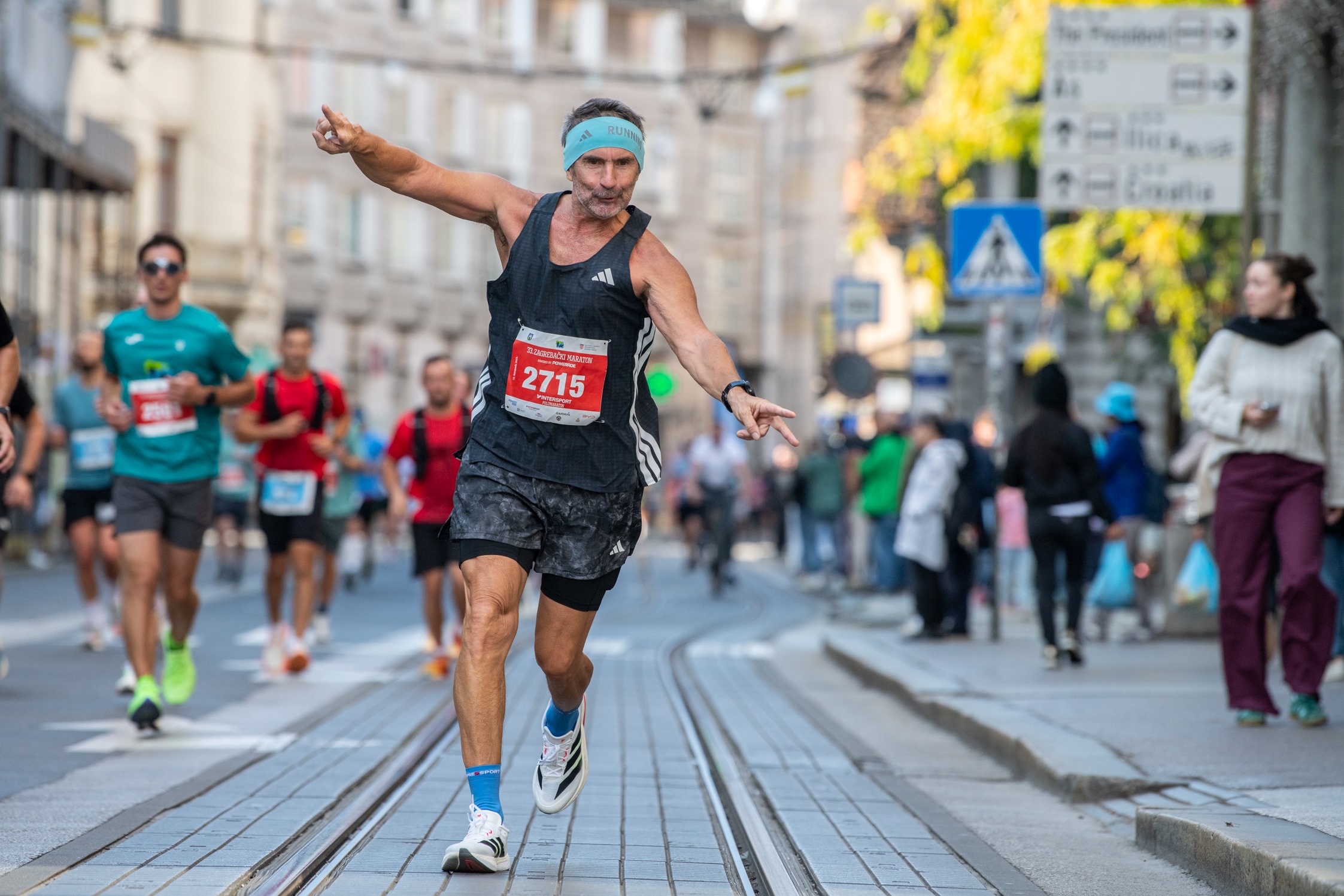 Zagreb Marathon runners